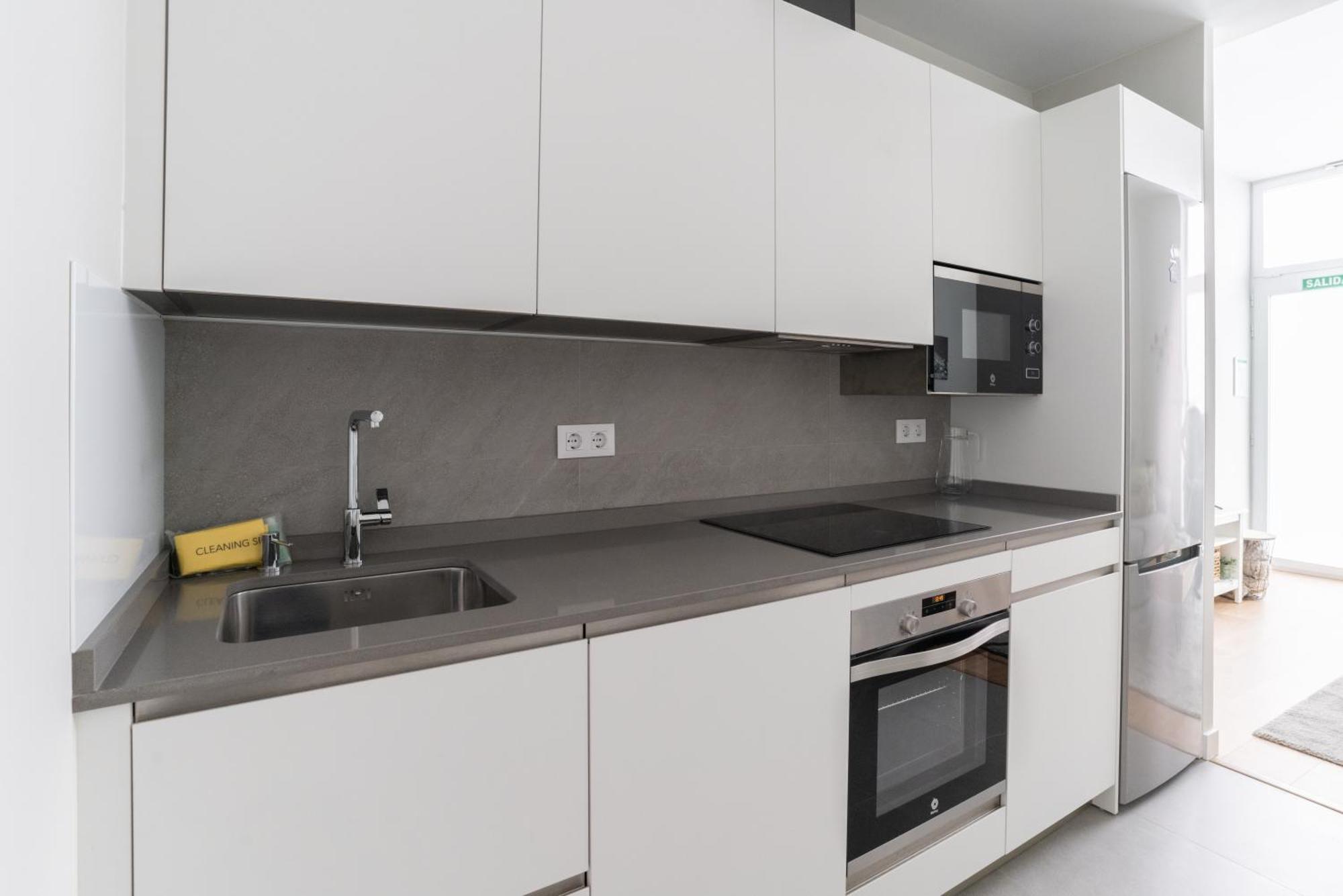 Bright And Airy 2 Bedroom Apartment In 마드리드 외부 사진