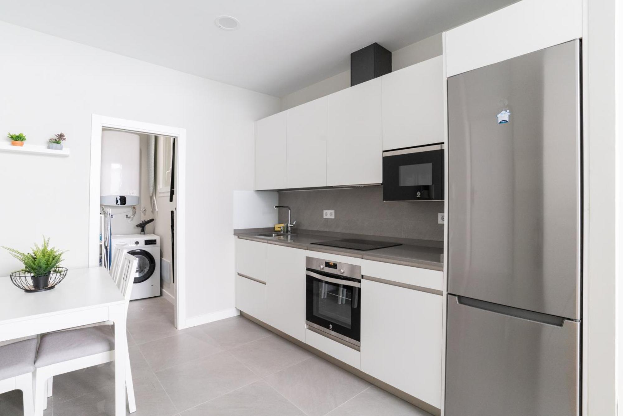 Bright And Airy 2 Bedroom Apartment In 마드리드 외부 사진